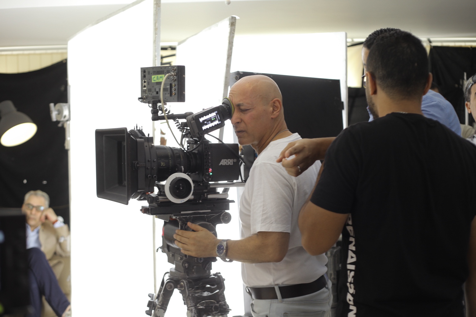 Operating camera on set